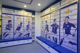 カナダ戦に臨む日本代表のロッカールームに応援メッセージがずらり！ 熱きエールでサムライブルーを鼓舞