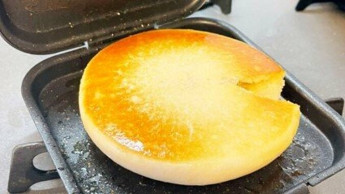 ABEMAのアニメ局スタッフが「ゆるきゃん△」キャンプご飯に挑戦してみた「パリッパリで噛んだらジュワッ」／ホットサンドメーカー肉まん編 3枚目