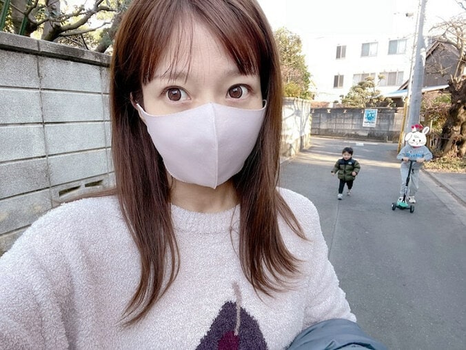 辻希美、ノーメイクで子ども達と公園へ「まじで疲れた」 1枚目