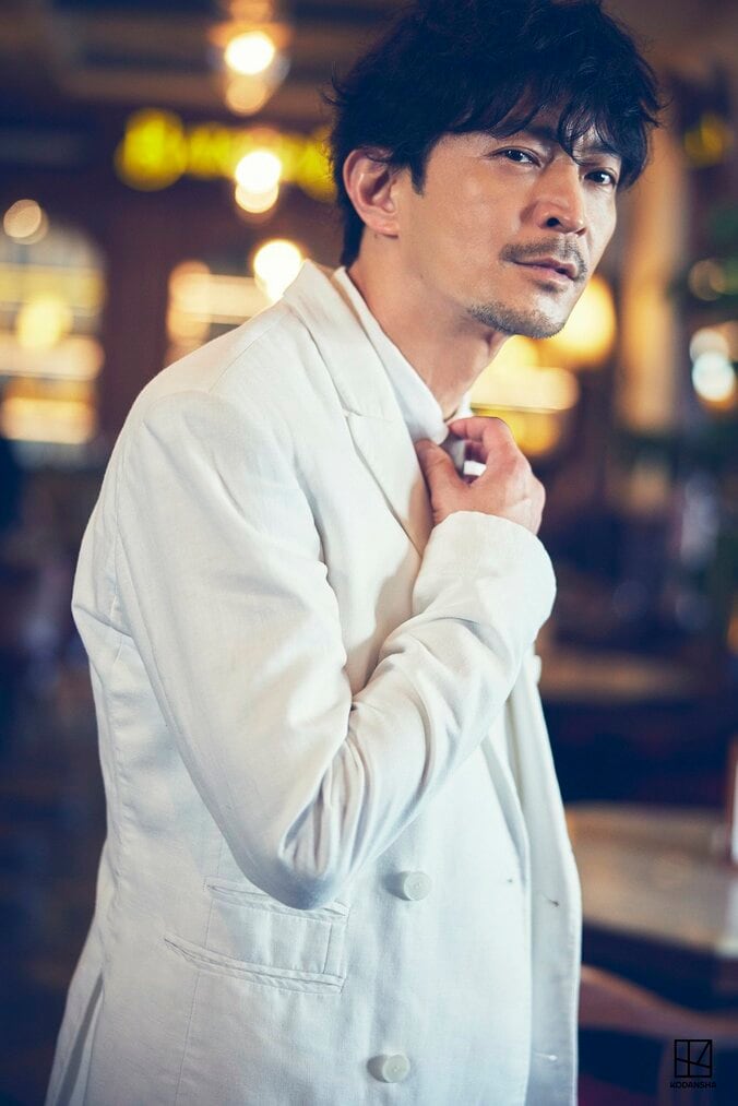 「津田健次郎PHOTOBOOK since1995」先行カット1