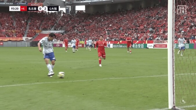 走り込んだ岸本は余裕を持ってゴールネットを揺らした