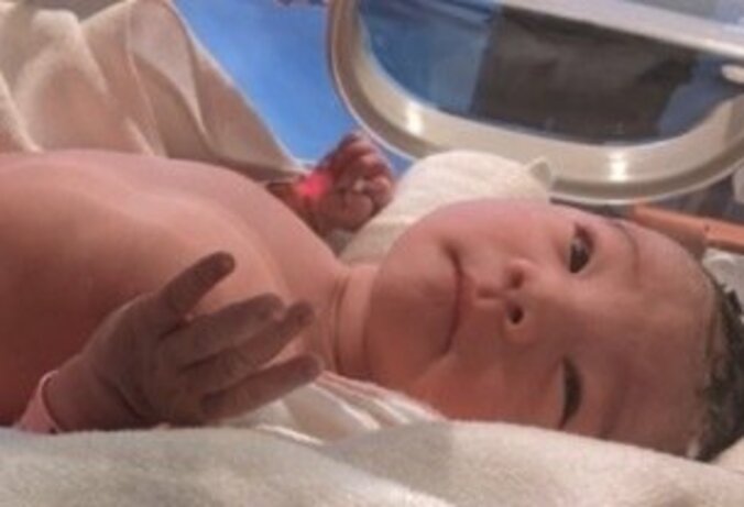 チェリー吉武、第1子女児が誕生し号泣「立派に奥さん産んでくれました」 1枚目