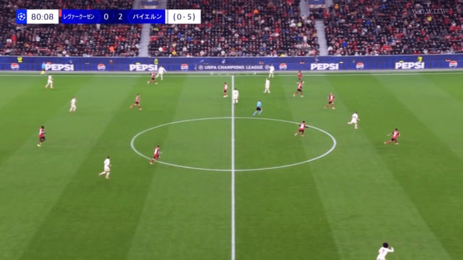 日本代表復帰も！？ 伊藤洋輝、“50m超絶フィード”の放物線が美しい！「さすが」「ナイスだ」戸田和幸氏も「よく見てた」と唸った瞬間 2枚目