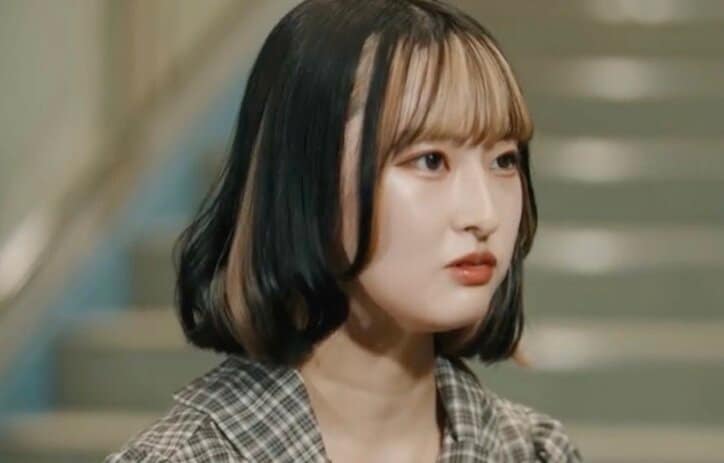 【写真・画像】「半年の娘を椅子にガムテープで縛り付けて…」26歳シンママ美女、元夫の娘への虐待について告白　1枚目