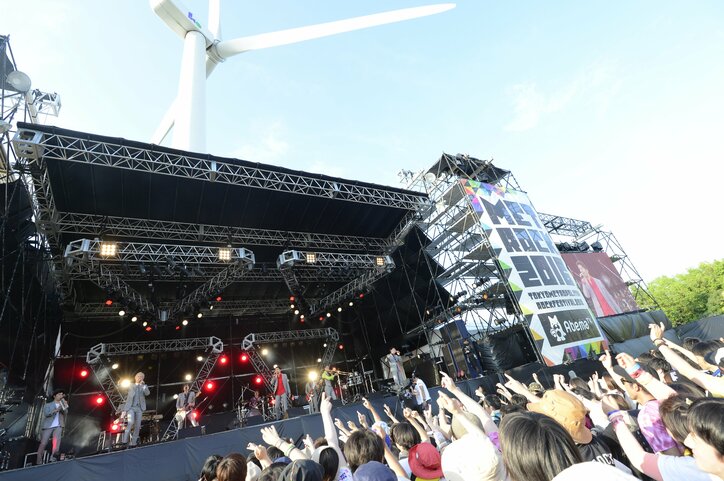 ゲスの極み乙女。、サカナ、THE BAWDIESらにオーディエンス歓喜 ライブ写真とセットリストを公開【メトロック2016 東京開催day1】