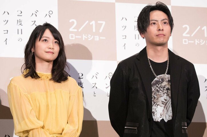 深川麻衣、初主演映画「パンとバスと2度目のハツコイ」完成披露で「くまさんパン」完成させる