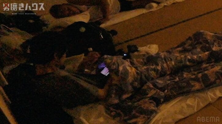 【写真・画像】スマホ禁止の合宿、25歳無職が夜中にコソコソ…コーチに筒抜けで「なんか言うことある？」　2枚目