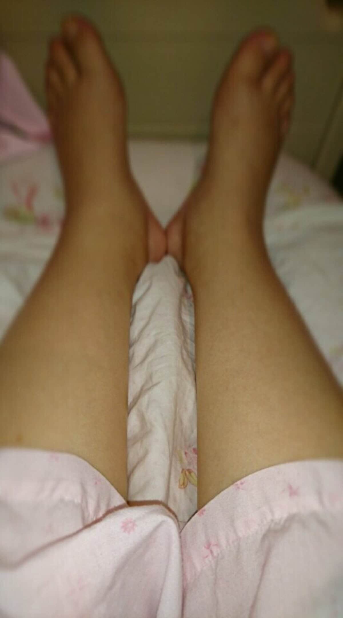 末永遥 産後のむくみに困る 夫 泉浩氏からのマッサージに苦笑い 話題 Abema Times