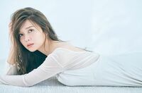 「綺麗すぎる」「私たちの女神様」宇野実彩子、透明感あふれる美しいオフショットに反響
