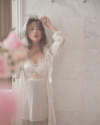 伊藤千晃、キラキラ輝く“ラメメイク”でファンを魅了「リアル天使降臨」の声