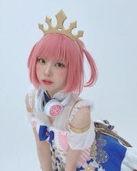 人気コスプレイヤー・えなこ、新曲CD「えなこわーるど」のジャケ写オフショットが大好評「やっぱりえなこは別格」
