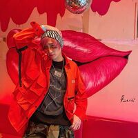 EXIT兼近大樹、『フワちゃん完全攻略本』への登場を報告「ド派手にイカしてんぜ」