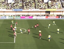 イニエスタ級？“神キラーパス”で鹿島を切り裂いた瞬間「極上すぎる」「最高の崩し」湘南MF・小野瀬康介にファン大興奮