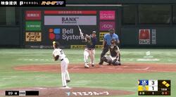 打球速度は大谷翔平レベル！？打った瞬間“確信”の184キロ弾がヤバすぎる！ヤクルト・村上宗隆が“驚愕特大アーチ”を放った瞬間