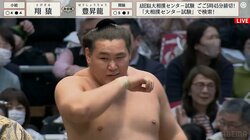 「そうはいかねぇよ」力士が抜群の反射神経で変化を回避 藤井康生アナ「『やってきやがったな』っていう（笑）」直後の表情に反響