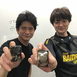 萩原聖人＆瀬戸熊直樹がデザイン！　TEAM雷電オリジナルジッポーに「これは欲しい」の声