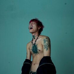 "過去と今を繋ぐ音、笑顔の中に見え隠れする殺意"TYOSiNが新たなシングル“笑殺”をリリース！