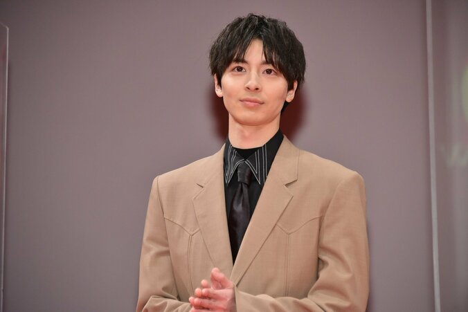 高杉真宙、共演者と一度も食事に行かず ジャニーズWEST藤井流星と食事で驚かれる 1枚目