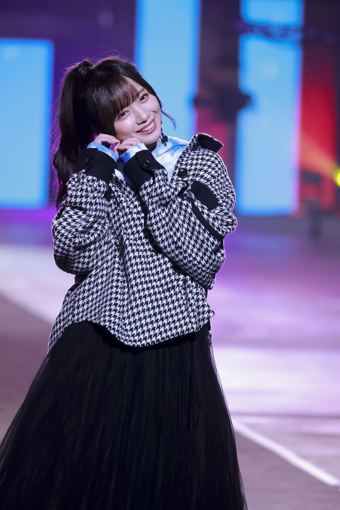 3期生も交え新曲を初披露、松田好花は声で出演 日向坂46×DASADA　Fall＆Winter Collection 12枚目