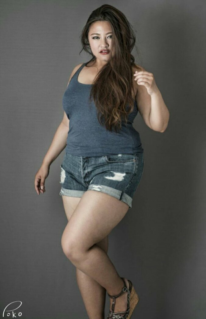 ぽっちゃりモデル・エブチュラム真理栄、“前向き思考”な生き方に称賛の声 1枚目