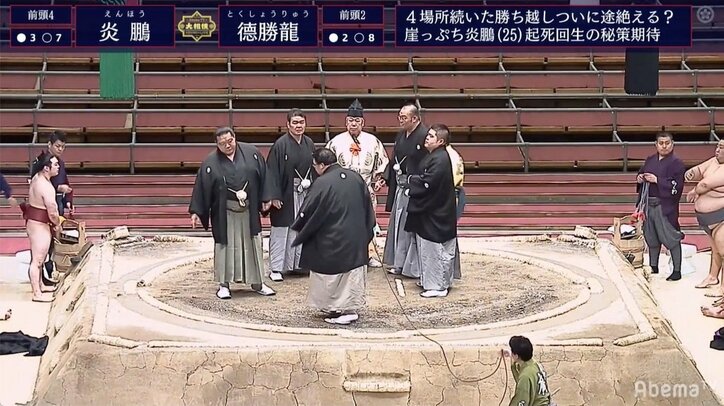 「爪が出てる？」「映像じゃわからん」審議に視聴者が大注目 炎鵬、物言いの末4勝目