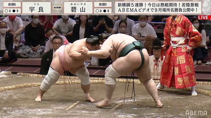 巨漢をレスリング仕込みの技で翻弄 宇良の相撲に館内大興奮「すごすぎ」「これは素晴らしい！」