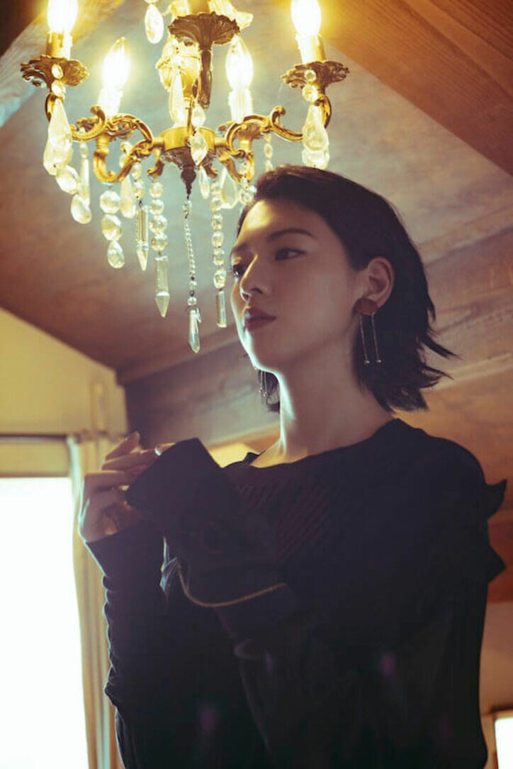 『犬鳴村』のヒロイン・三吉彩花、清水崇監督の印象は“寂しがりや”!?「少年みたいだった」