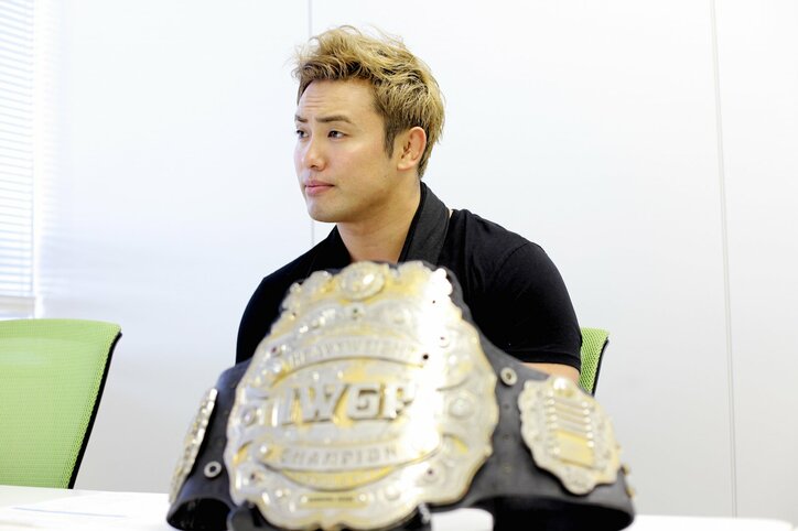 「まだまだプロレスを盛り上げられる」新日本プロレスの至宝、オカダ・カズチカが選ぶ名曲【前編】