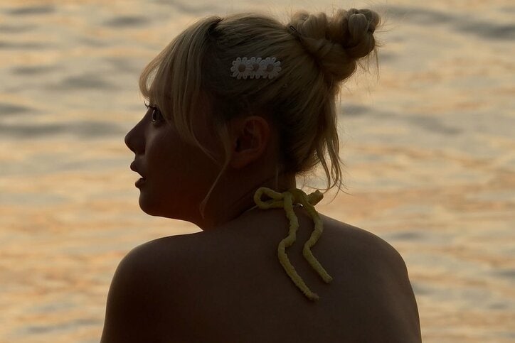 【写真・画像】“婚約破棄”告白の32歳レジェンド女優が号泣「わかんない、難しい…」引退後の恋愛に壁　2枚目