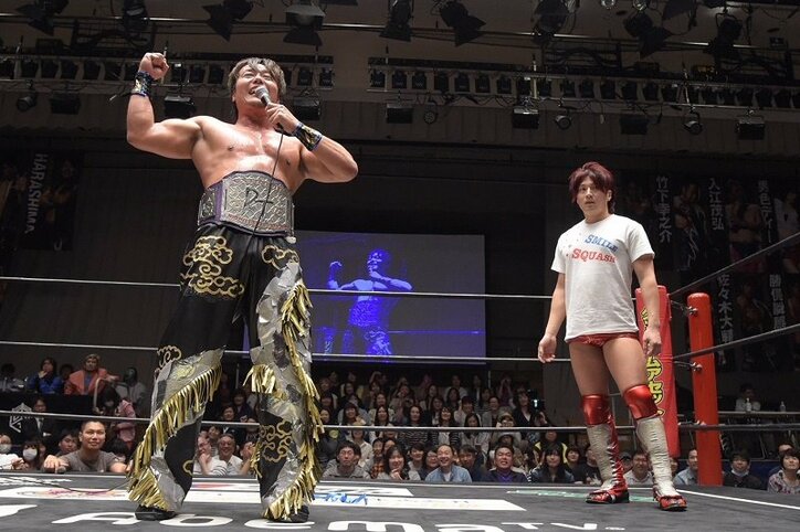 赤井沙希、ベルト奪取しリングから逃走!隙をついてアイアンマン王者に