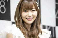 「街で見かけたら2度見しちゃう」「何してもオシャレ」指原莉乃の“トンチキグッズ”をあわせたコーデにファン絶賛