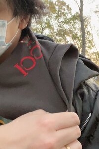 アレクサンダー『もう　一生グッチの服買ってもらえない』