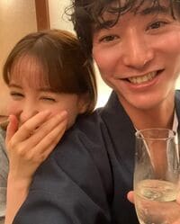 浅香航大＆トリンドル玲奈、笑顔のほろ酔い2ショットに反響「ホント仲良しさん」「2人の柔らかい雰囲気が大好きです！」