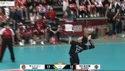 「誰も取れない」男子バレー、元日本代表も驚愕のノータッチエース 衝撃の軌道に「全員が見送った」