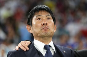 「喜びは10秒」の森保監督が“ニコニコ”笑顔だったクロアチア戦の一コマに反響 「やっぱり笑顔が素敵」「ニコニコでかわいい」