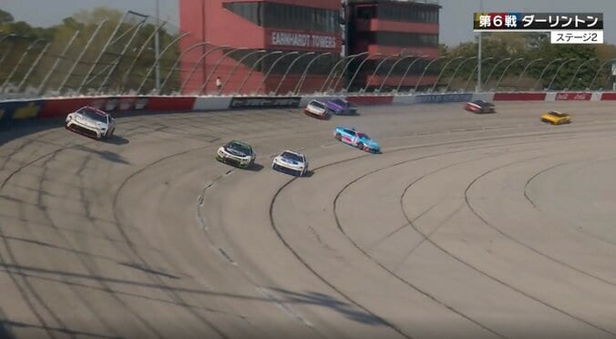 トヨタトヨタトヨタで「やってしまった」 9台中3台が脱落…痛恨同士討ちに「結構ハードに壁に…」中継陣も驚く 2枚目