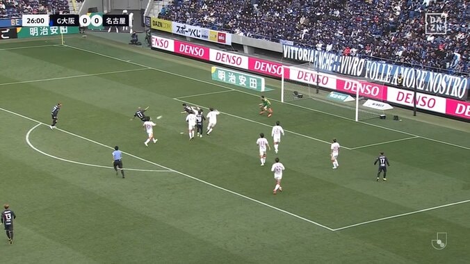 「かなり微妙な判定」「そりゃ取られるわ」Jリーグでファン物議の判定！