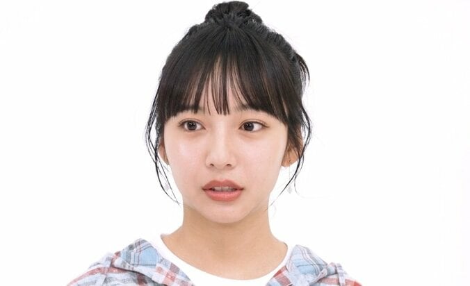 【写真・画像】山之内すず「バイト14〜15連勤当たり前」「友達に50円ずつもらってうどんを食べる」絶望の高校時代を救った養護教諭の言葉　1枚目