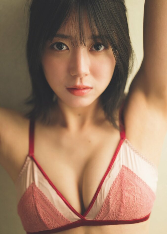 【写真・画像】元AKB48大西桃香、グループ卒業後初のグラビア 『週プレ』登場　1枚目