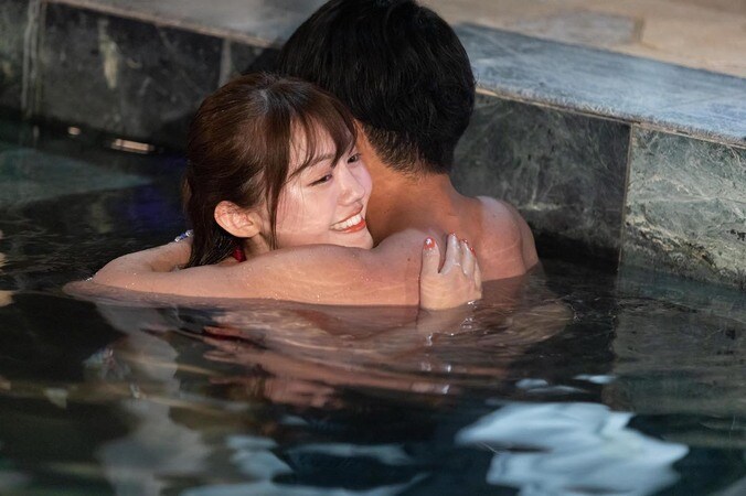 ニューヨーク屋敷、峯岸みなみの恋愛テクを酷評「全然嬉しくない」『シャッフルアイランド Season2』  4枚目