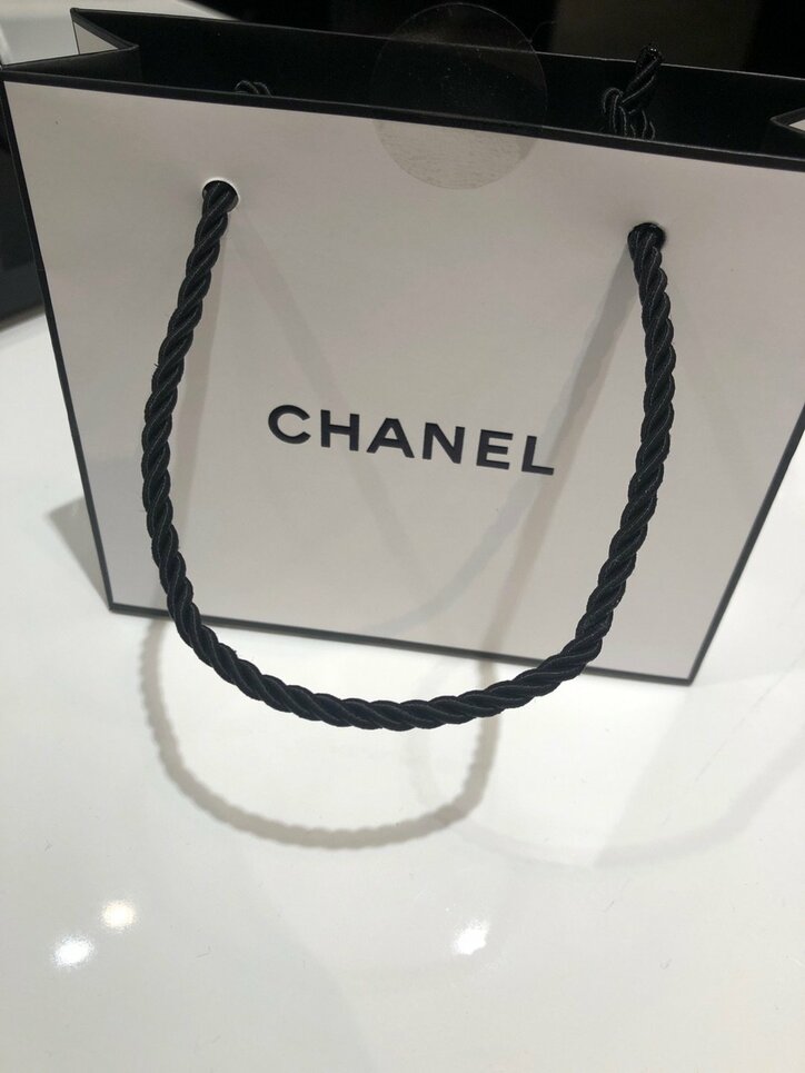 平野ノラ 2年越しに Chanel で購入した品 一時はお店に入るのも2時間待ち 話題 Abema Times