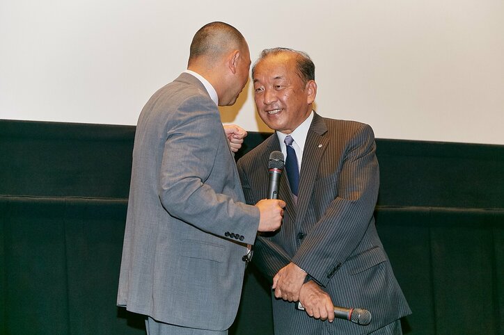 レイザーラモンRG、『アナ雪』テーマにのせて最新「あるある」繰り出す