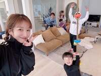 辻希美『リビングに』