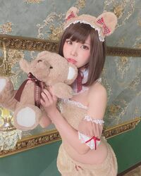 人気コスプレイヤー・えなこ、ラブリーな「クマちゃん衣装」に「可愛さがえげつない」とファン大興奮