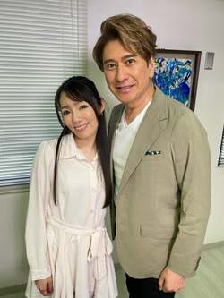 川崎麻世、妻・花音さんとの“結婚1周年”ディナーを明かす「真夜中の焼肉は多少罪悪感があるのだろうか？」