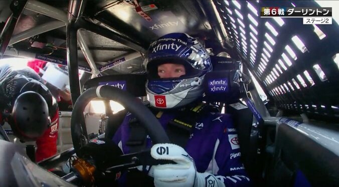 史上3人目の開幕6戦4勝もまさか…緊急ピットインで “窓を外す”異例の光景、ペナルティで最後尾転落も大逆転V 2枚目