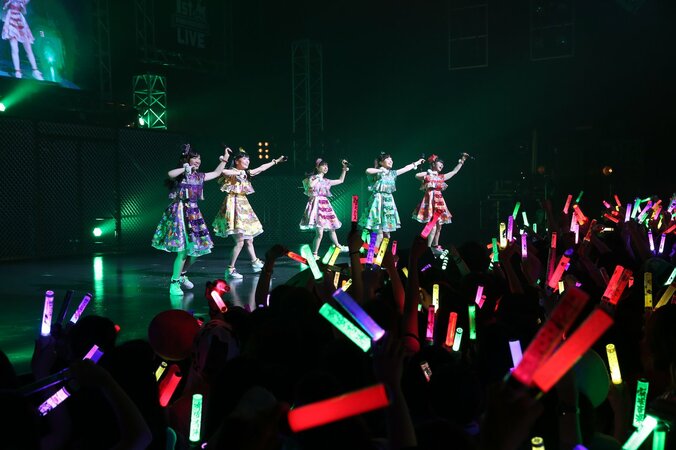 ももクロがカラーチェンジ・ツインテール・サンシャイン池崎！AbemaTV1周年ライブで熱演 17枚目