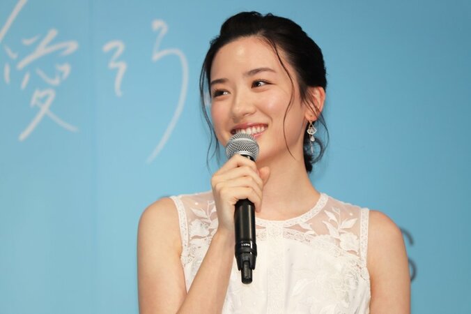 永野芽郁、実年齢より上に見られる悩みを告白「30代だと思っている方も…」 2枚目