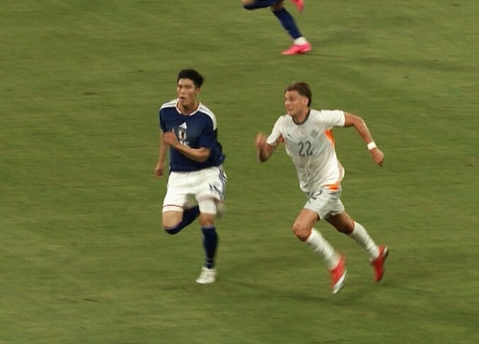 スプリント勝負で優位に立った冨安健洋