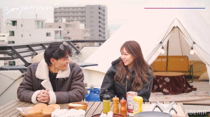 グラマラス美女＆イケメンモデルのカップル、混浴で熱烈キス！大人のデートに密着『シャッフルアイランド』アフターストーリー 2枚目